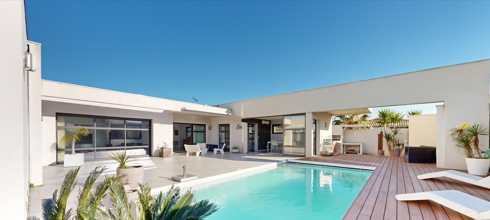 Villa avec piscine